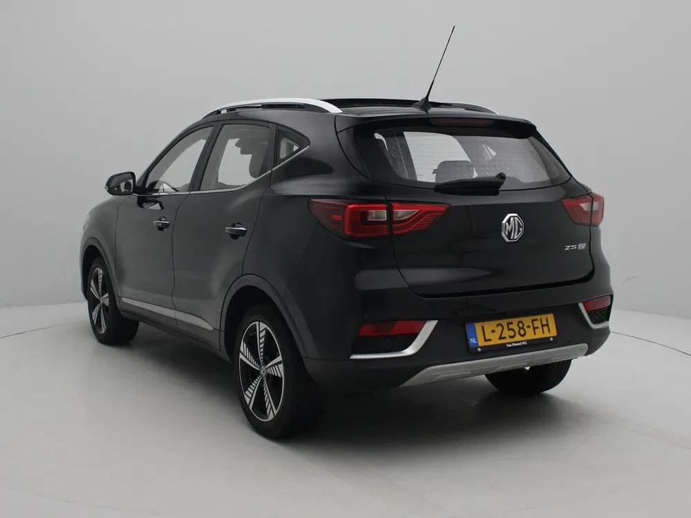 MG ZS Luxury 45 kWh uit 2021, foto 2