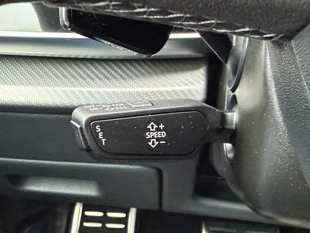 Audi RS Q8 4.0 TFSI RS Q8 quattro uit 2021, foto 15