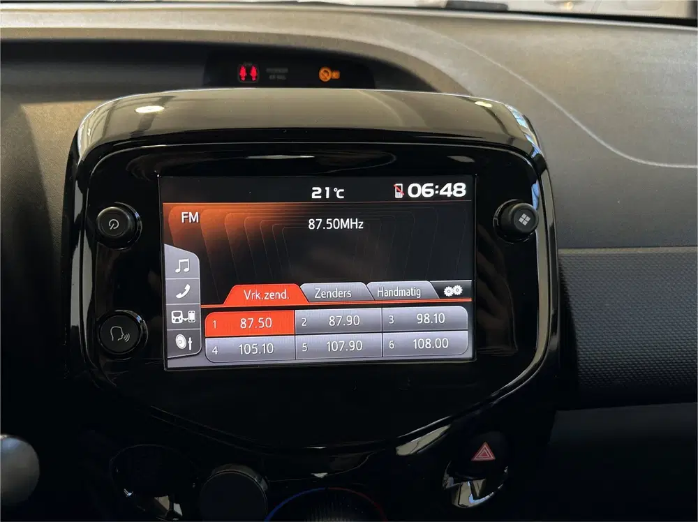 Citroën C1 Citroen C1 1.0 VTi Shine uit 2019, foto 13