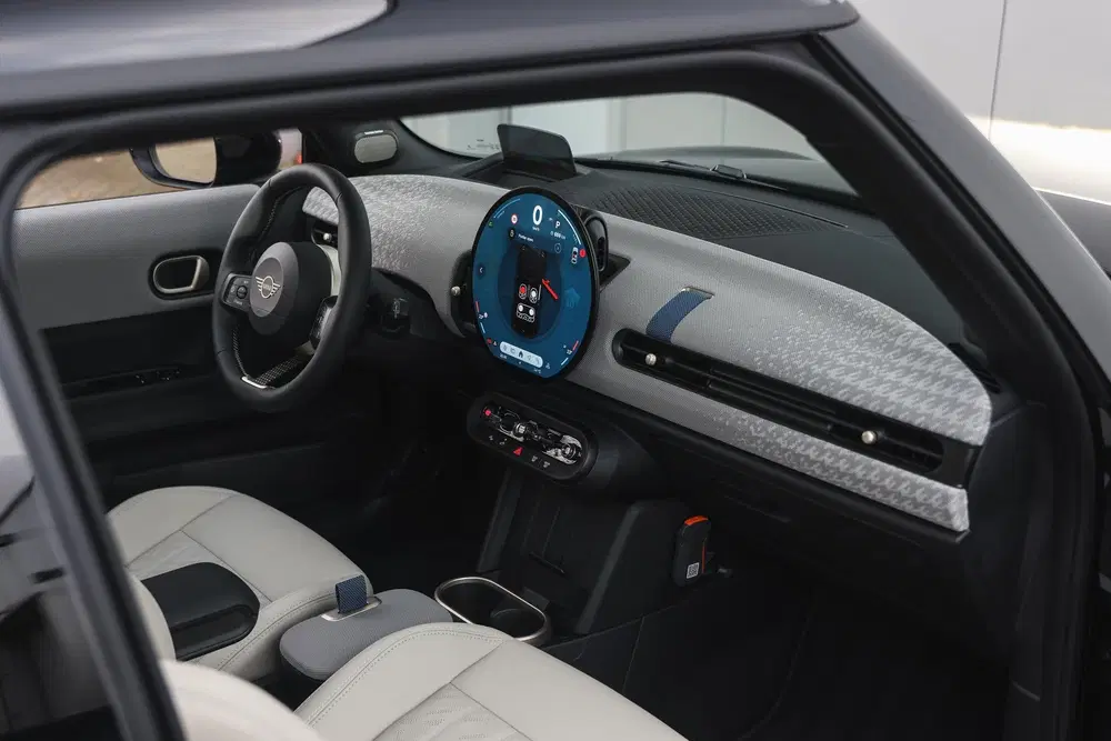 Mini Hatchback Cooper C Automaat uit 2026, foto 11