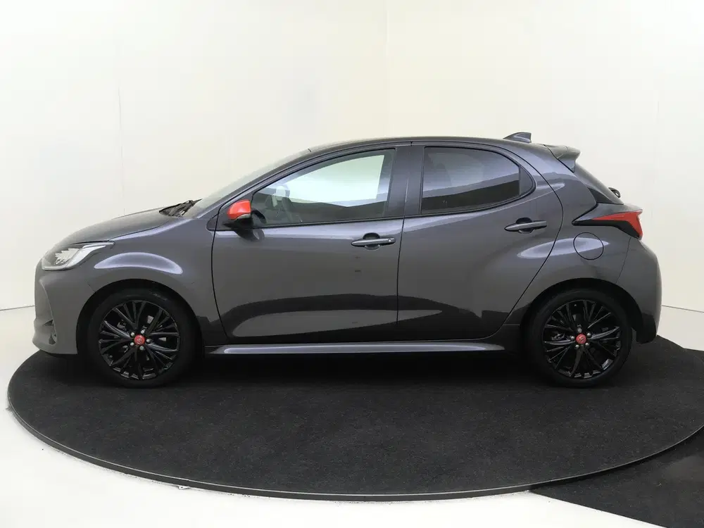 Toyota Yaris 1.5 Hybrid Executive uit 2022, foto 8