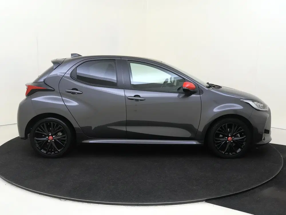 Toyota Yaris 1.5 Hybrid Executive uit 2022, foto 9