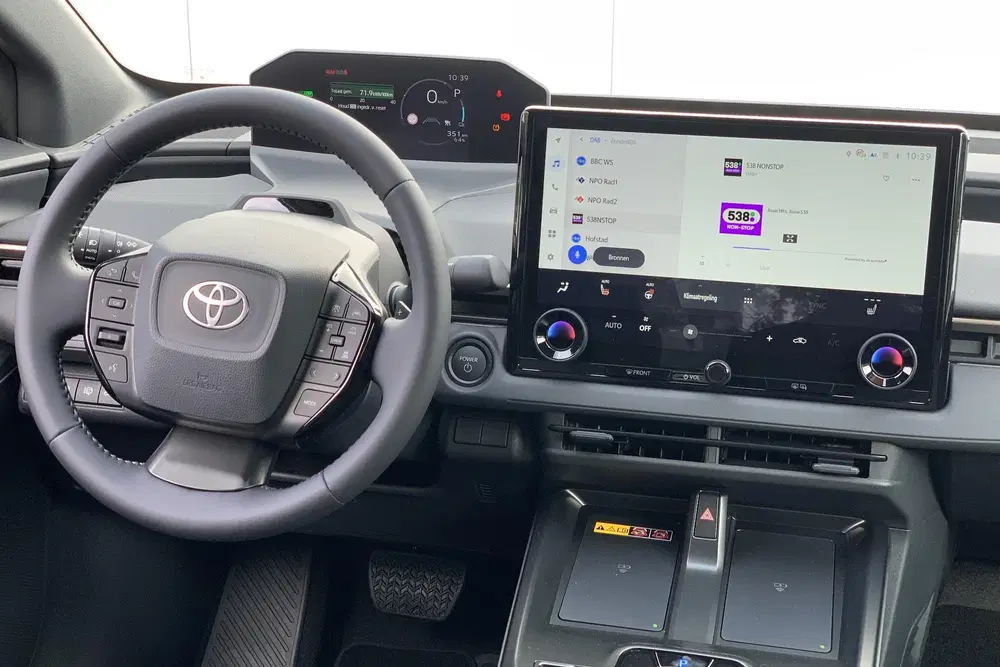 Toyota bZ4X Dynamic 73 kWh uit 2026, foto 10