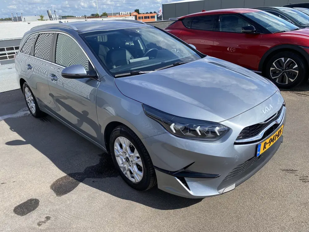 Kia Ceed 1.5 T-GDi MHEV DynamicPlusLine Automaat uit 2022, foto 13
