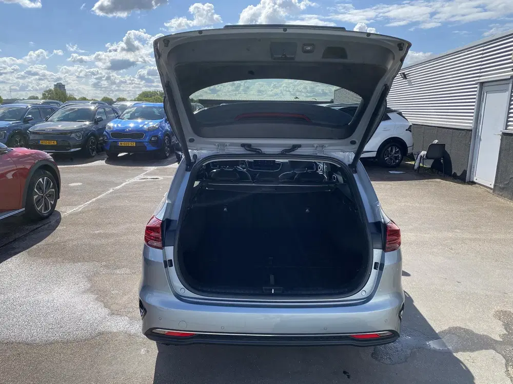 Kia Ceed 1.5 T-GDi MHEV DynamicPlusLine Automaat uit 2022, foto 6