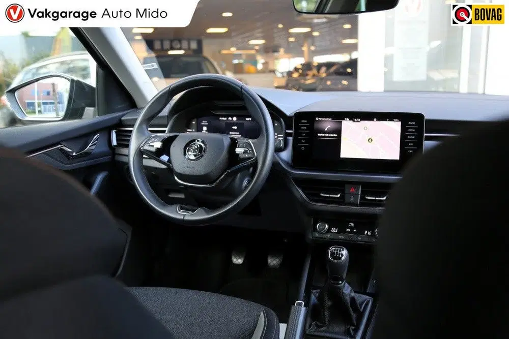 Skoda Kamiq 1.0 TSI Business Edition uit 2023, foto 10