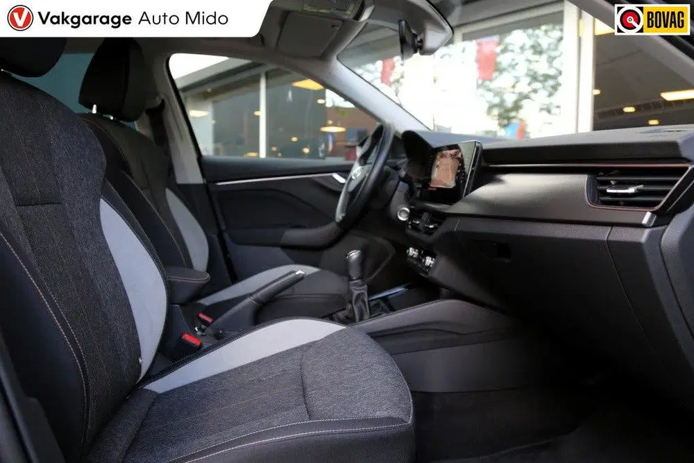 Skoda Kamiq 1.0 TSI Business Edition uit 2023, foto 11