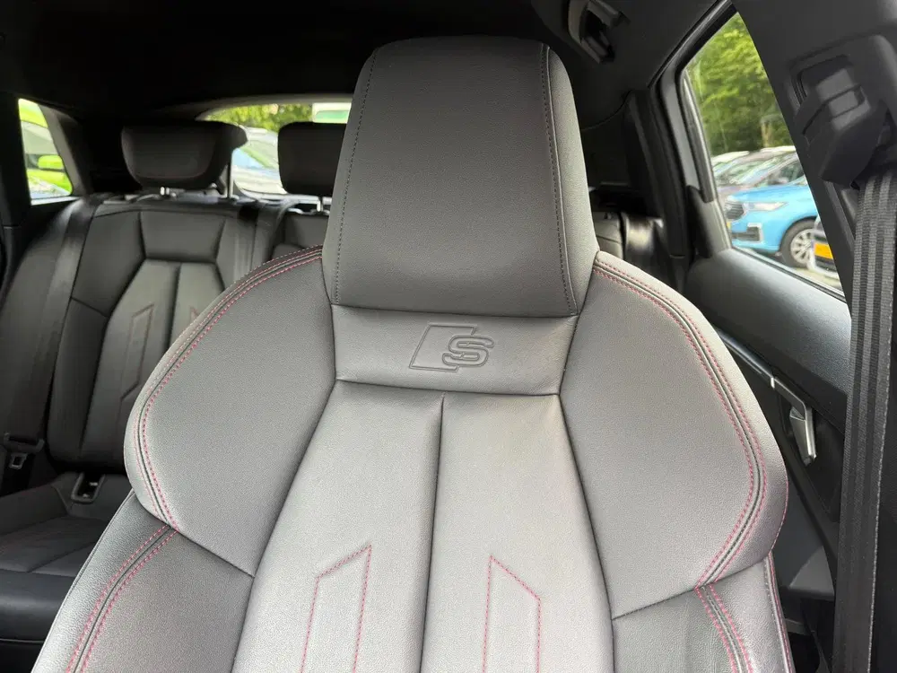Audi A3 35 TFSI 150pk uit 2024, foto 11