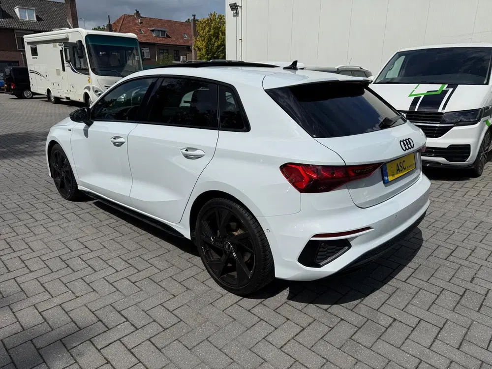 Audi A3 35 TFSI 150pk uit 2024, foto 3