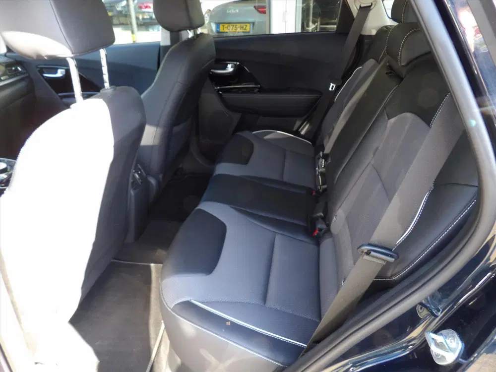 Kia Niro 64kWh 204pk Automaat DynamicPlusLine Org. uit 2021, foto 14