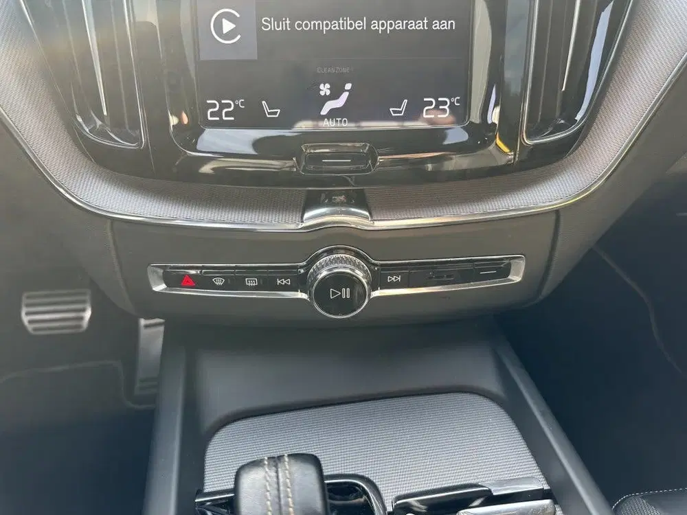 Volvo XC60 T8 Twin Engine 405pk Geartronic AWD Polest uit 2020, foto 14