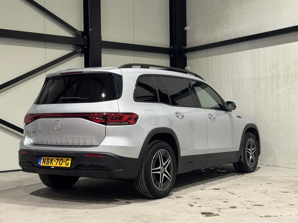 Mercedes-Benz EQB 250 AMG Line 7p. 67 kWh uit 2022, foto 2