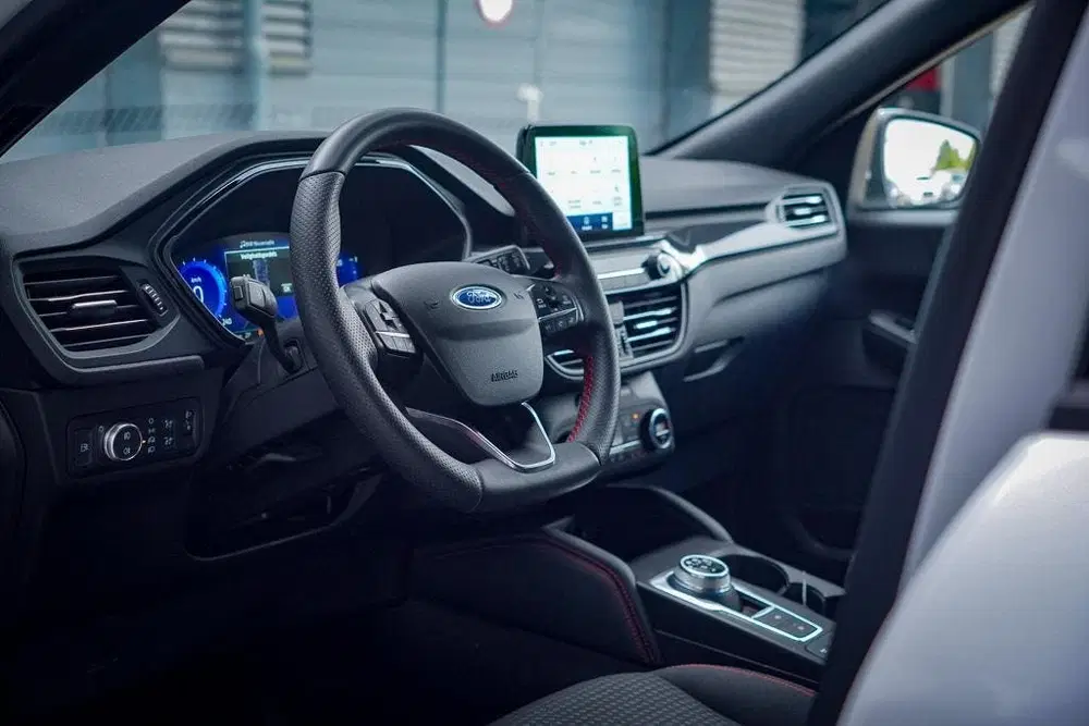Ford Kuga 2.5 PHEV ST-Line uit 2022, foto 6