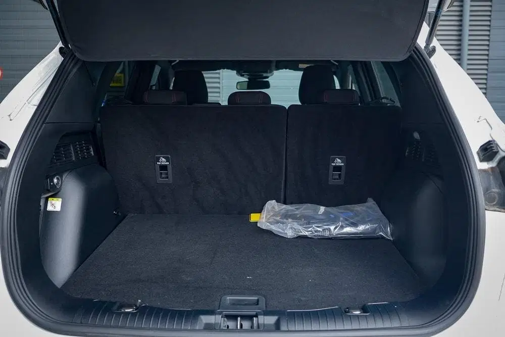 Ford Kuga 2.5 PHEV ST-Line uit 2022, foto 9