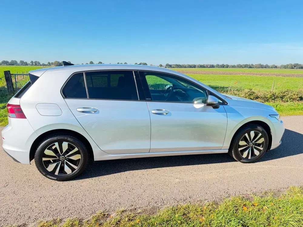 Volkswagen Golf 1.5 TSI MOVE Business uit 2024, foto 8