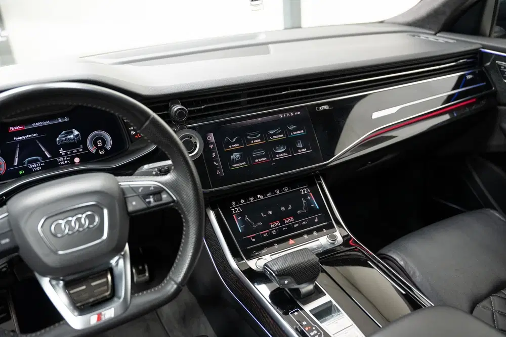 Audi Q8 50 TDI S-Line *BTW* ABT*FULL OPTION*LUCHTV uit 2020, foto 14