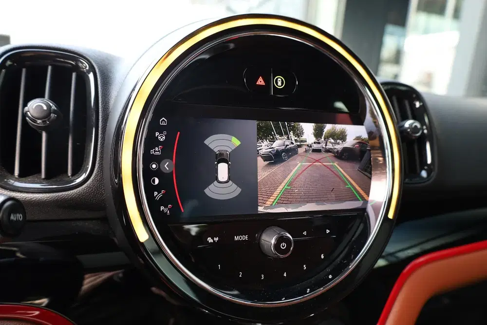 Mini Countryman John Cooper Works uit 2022, foto 15