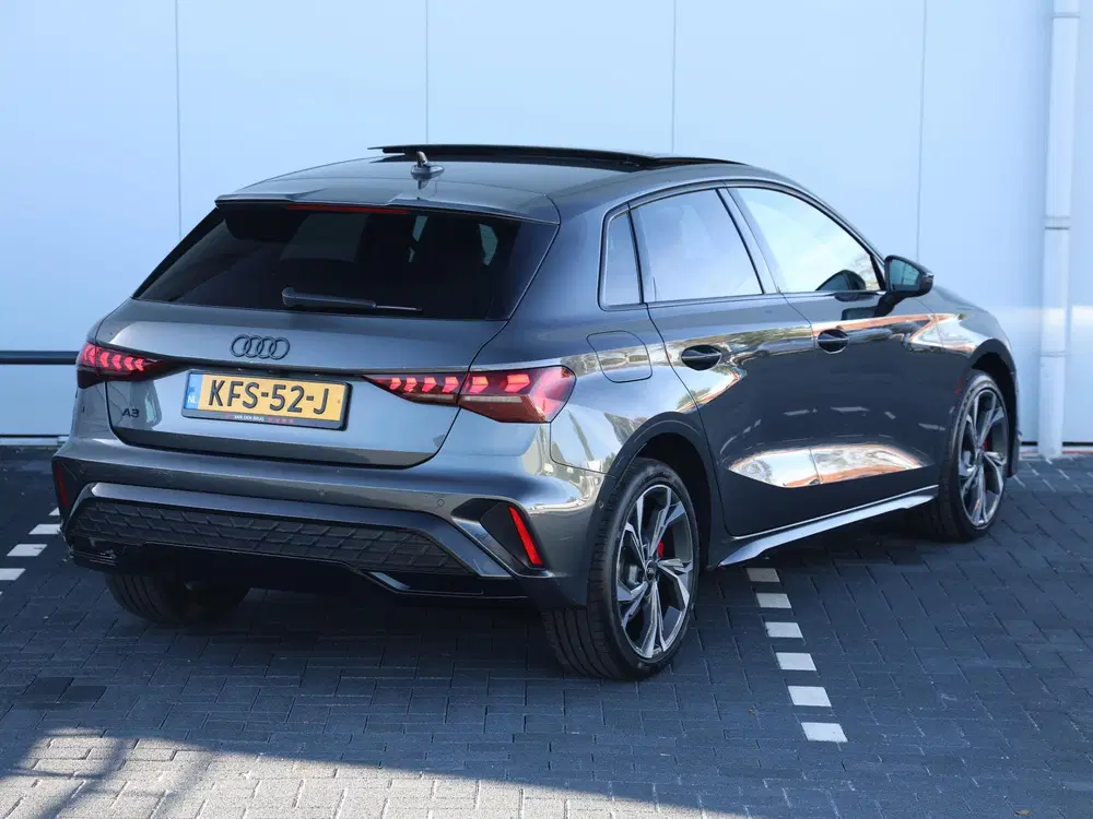 Audi A3 45 TFSI e S edition Competition uit 2026, foto 5