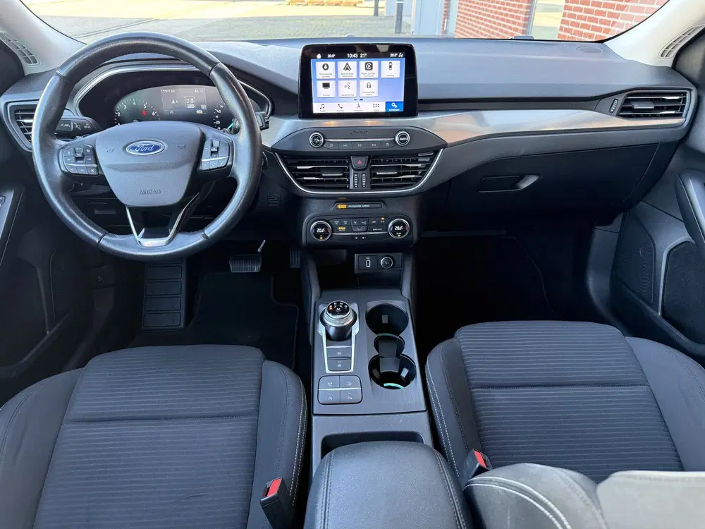 Ford Focus 1.0 EcoBoost Titanium Business Automaat C uit 2019, foto 2