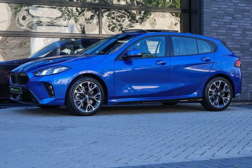 BMW 1-serie 123 xDrive uit 2025, foto 11