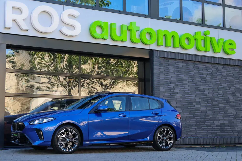 BMW 1-serie 123 xDrive uit 2025, foto 3