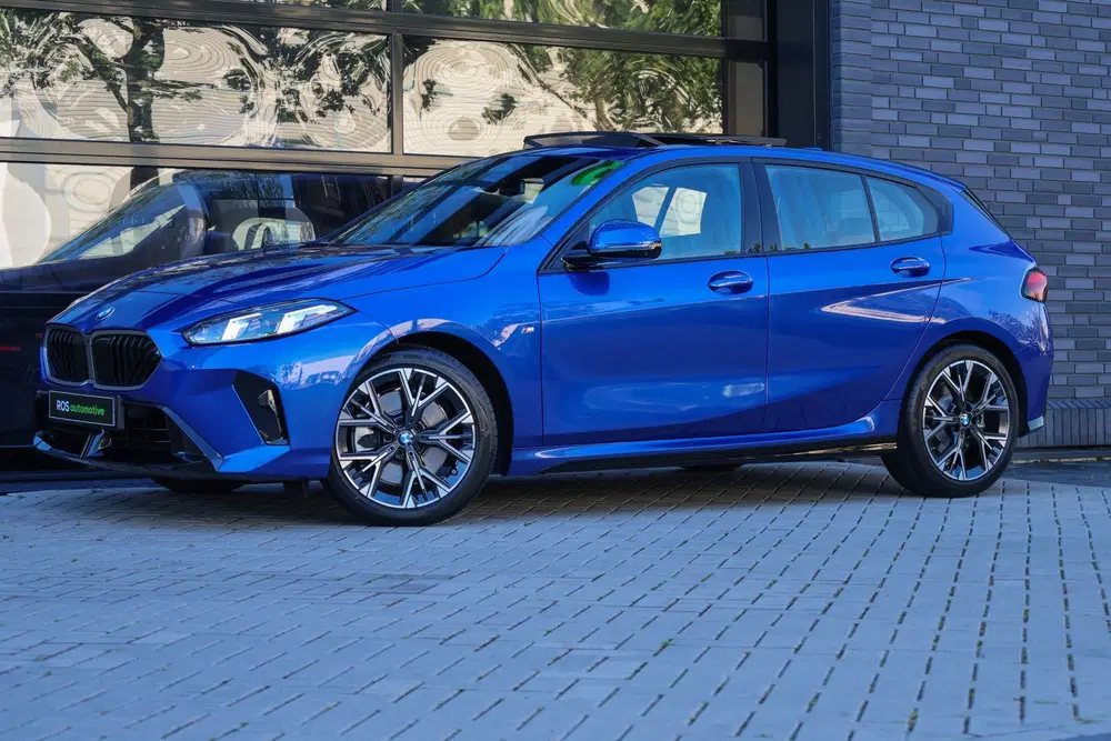 BMW 1-serie 123 xDrive uit 2025, foto 9