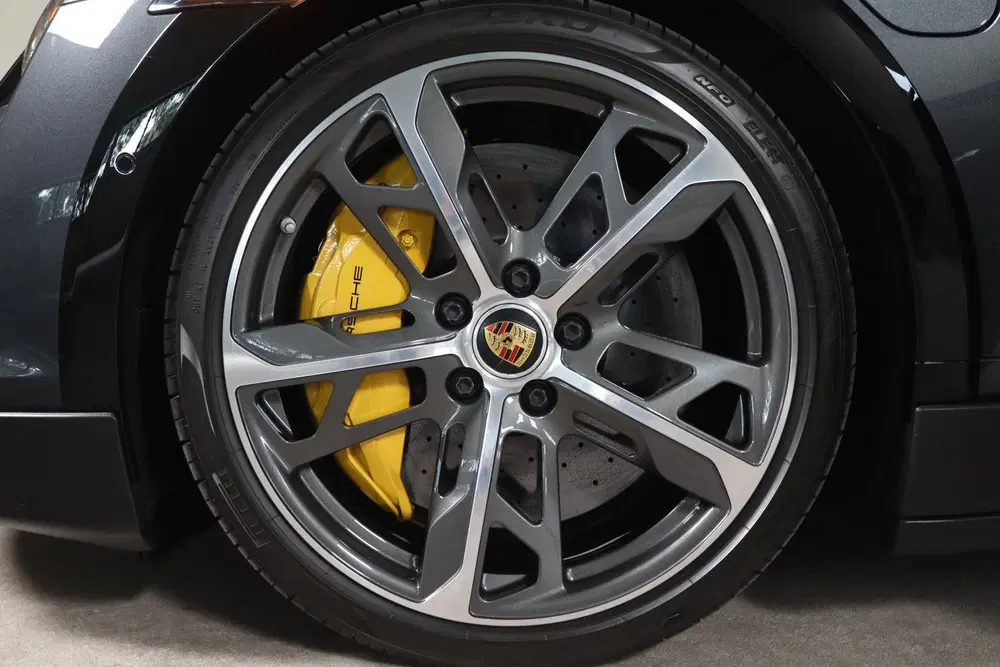Porsche Taycan Turbo S *Nieuwprijs € 202.452 uit 2023, foto 5