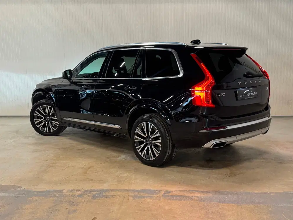 Volvo XC90 2.0 T8 Recharge AWD R-Design 7 Pers. uit 2021, foto 2
