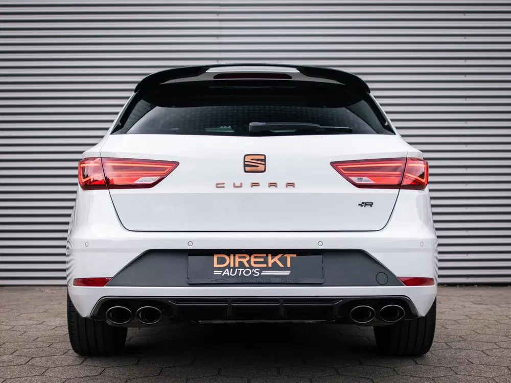 SEAT Leon 2.0 TSI CUPRA R 4DRIVE PANO CARBON BREMBO uit 2020, foto 4
