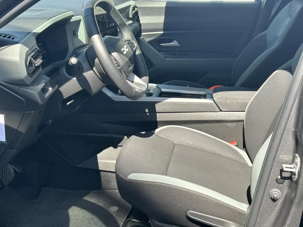 Dacia Bigster 1.8 Hybrid 155 Extreme uit 2026, foto 5
