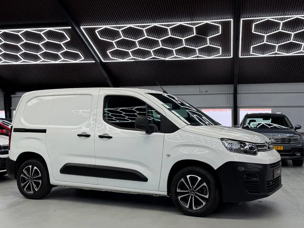 Citroën Berlingo Citroen Berlingo 1.2 PureTech CarPlay Came uit 2022, foto 13