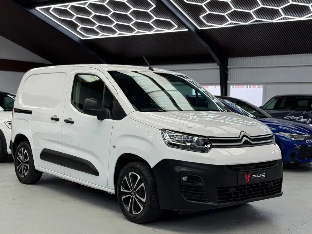 Citroën Berlingo Citroen Berlingo 1.2 PureTech CarPlay Came uit 2022, foto 6