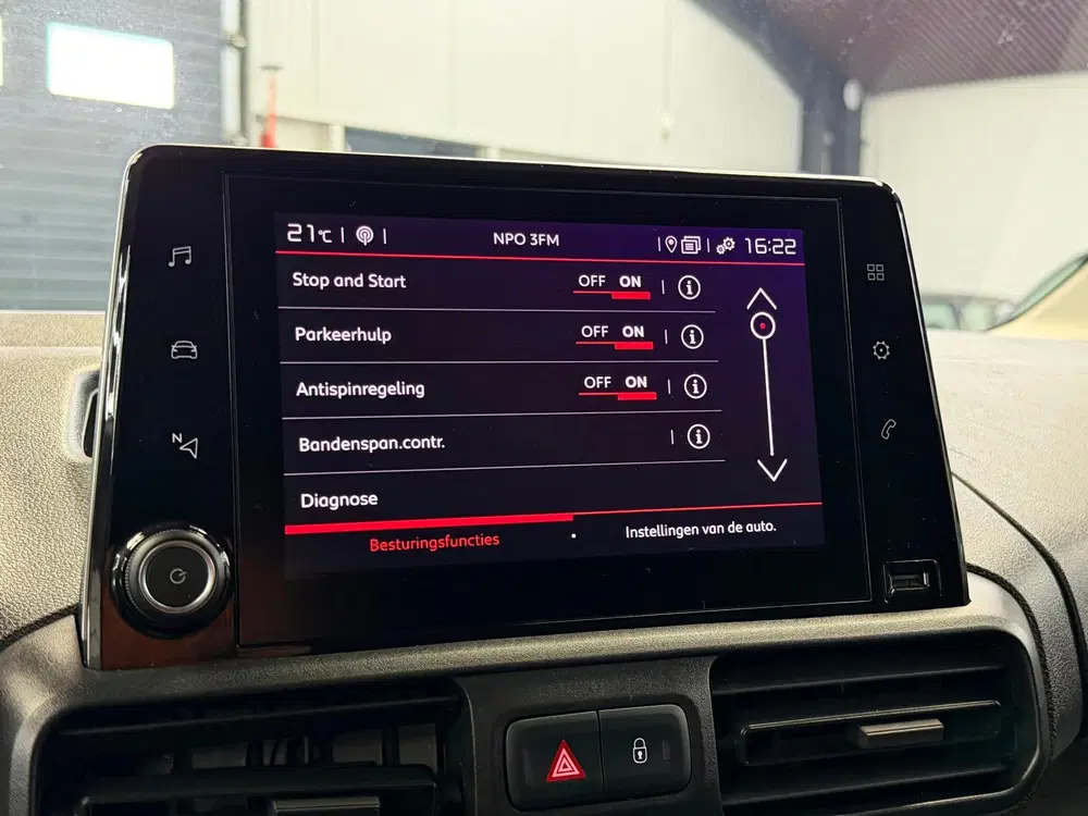 Citroën Berlingo Citroen Berlingo 1.2 PureTech CarPlay Came uit 2022, foto 9