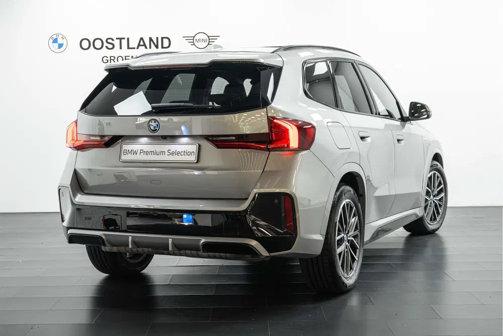 BMW X1 xDrive25e M Sport Automaat uit 2024, foto 3