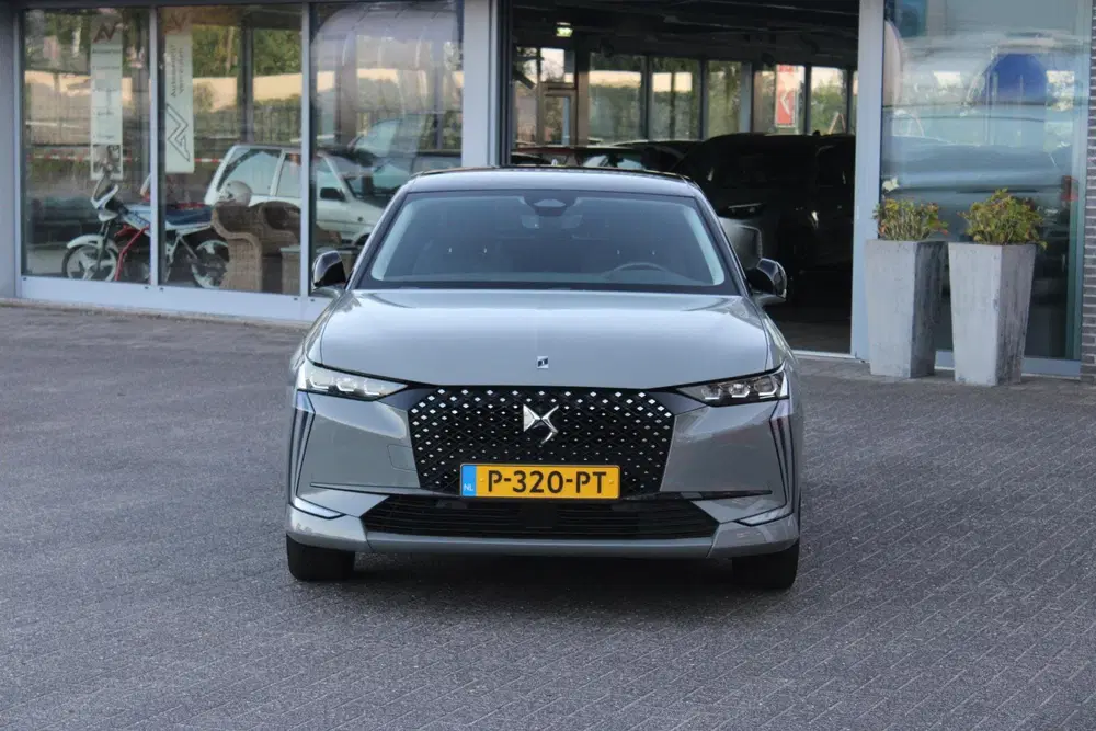 DS Automobiles DS 4 DS 4 E-Tense La Première LedMatrix uit 2022, foto 2