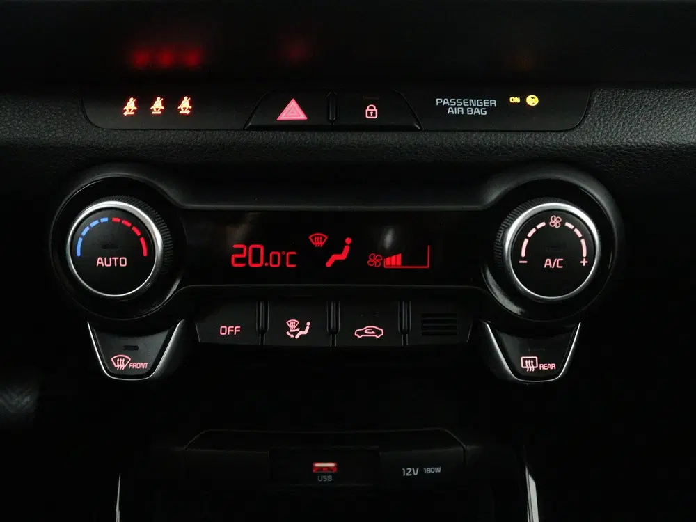 Kia Stonic 1.0 T-GDi MHEV DynamicLine uit 2025, foto 13