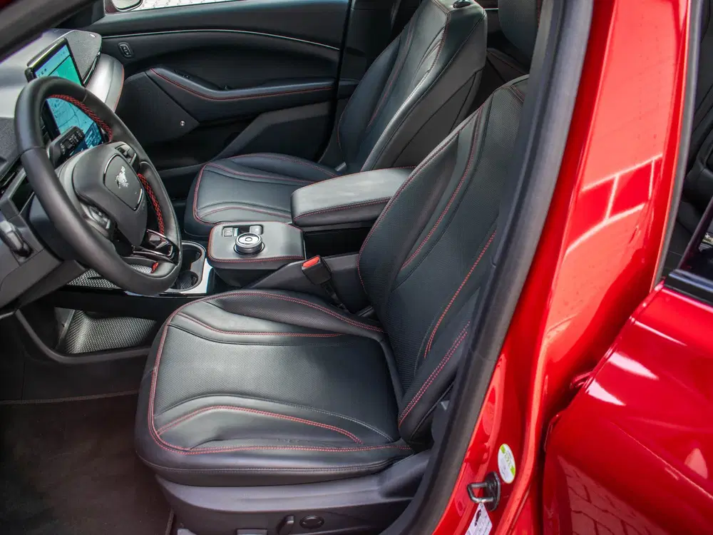 Ford Mustang Mach-E Extended First Edition AWD 98 kWh SOH 94 uit 2021, foto 7