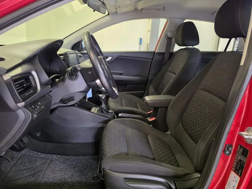 Kia Rio 1.0 TGDI DynamicLine uit 2020, foto 10