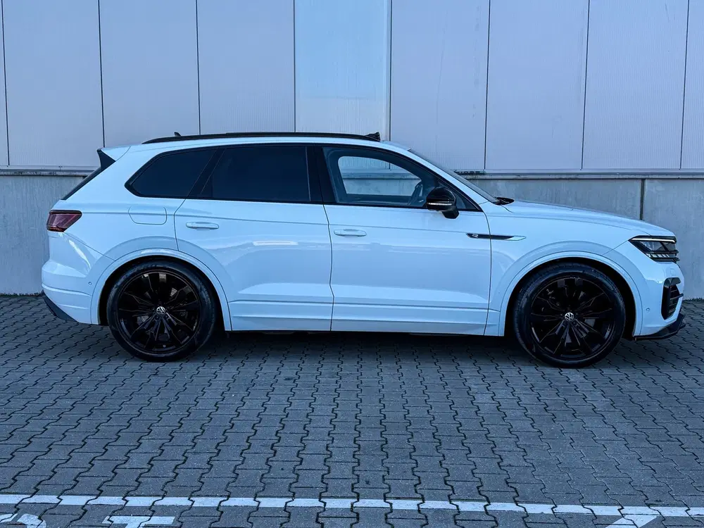 Volkswagen Touareg 3.0 TSi eHybrid R 462Pk Puglia Black Dyn uit 2023, foto 4