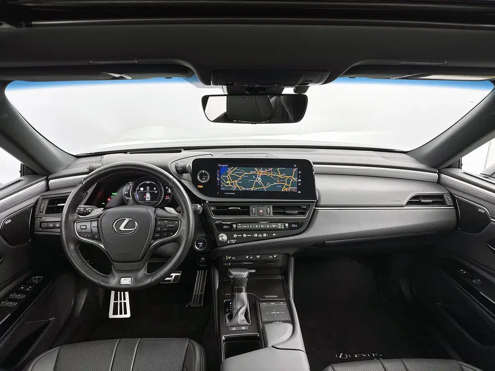 Lexus ES 300h F Sport Line uit 2022, foto 4