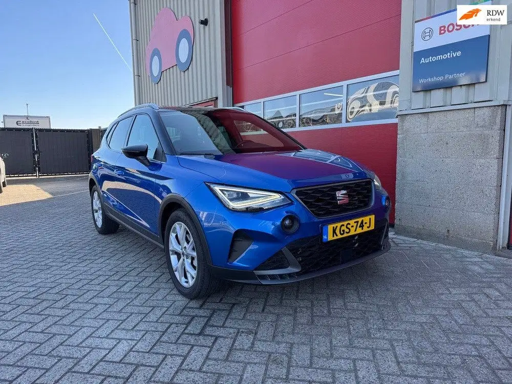 SEAT Arona 1.0 EcoTSI FR Business Connect uit 2025