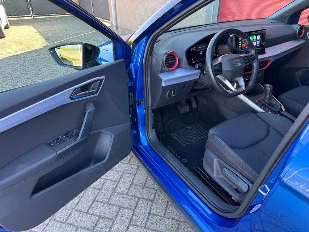 SEAT Arona 1.0 EcoTSI FR Business Connect uit 2025, foto 14