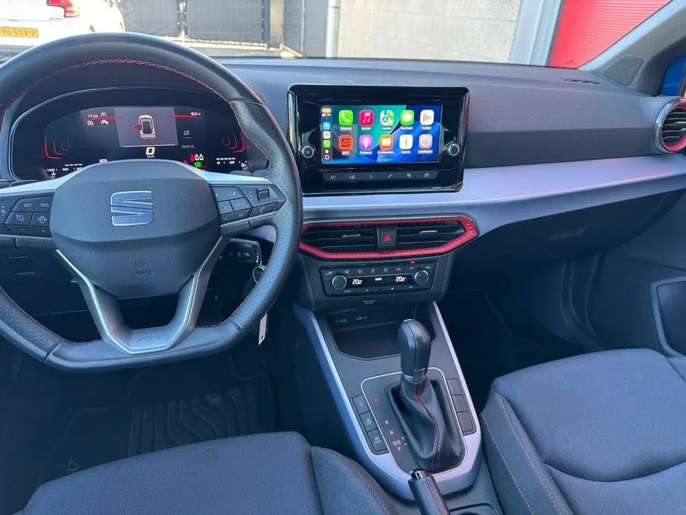 SEAT Arona 1.0 EcoTSI FR Business Connect uit 2025, foto 5