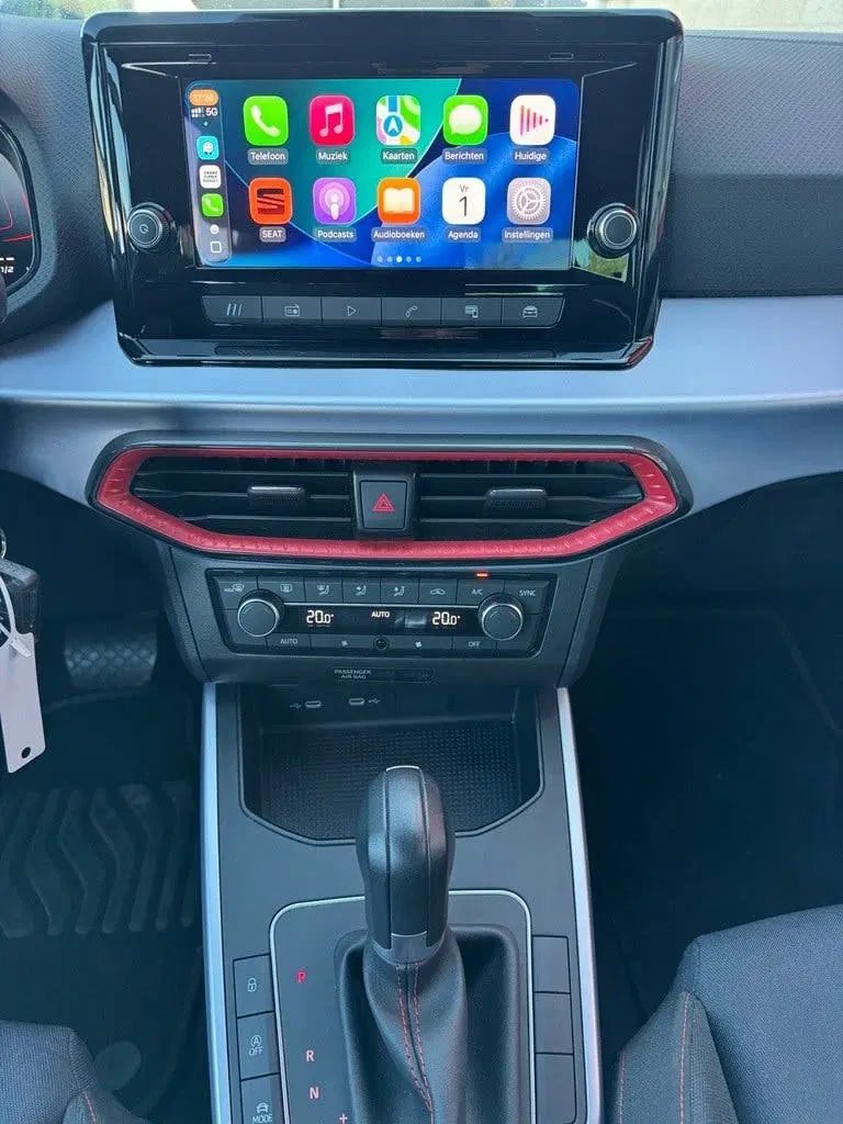 SEAT Arona 1.0 EcoTSI FR Business Connect uit 2025, foto 7