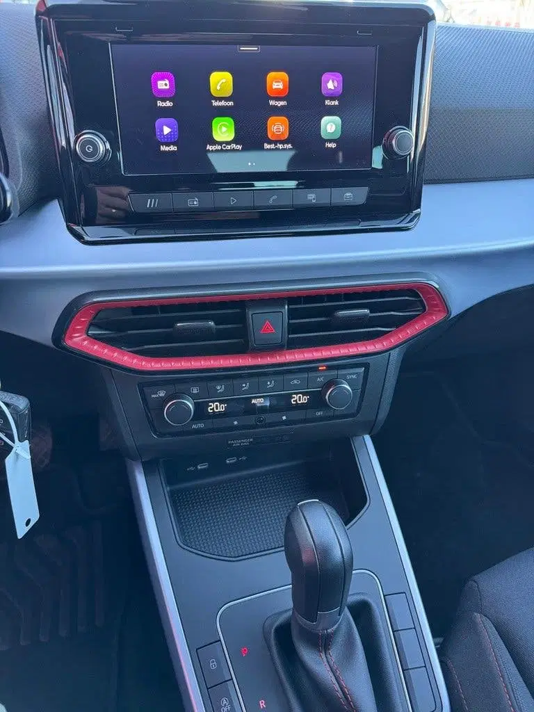 SEAT Arona 1.0 EcoTSI FR Business Connect uit 2025, foto 9