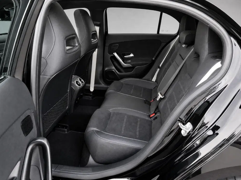 Mercedes-Benz A-Klasse 250 e Business Solution AMG uit 2026, foto 10