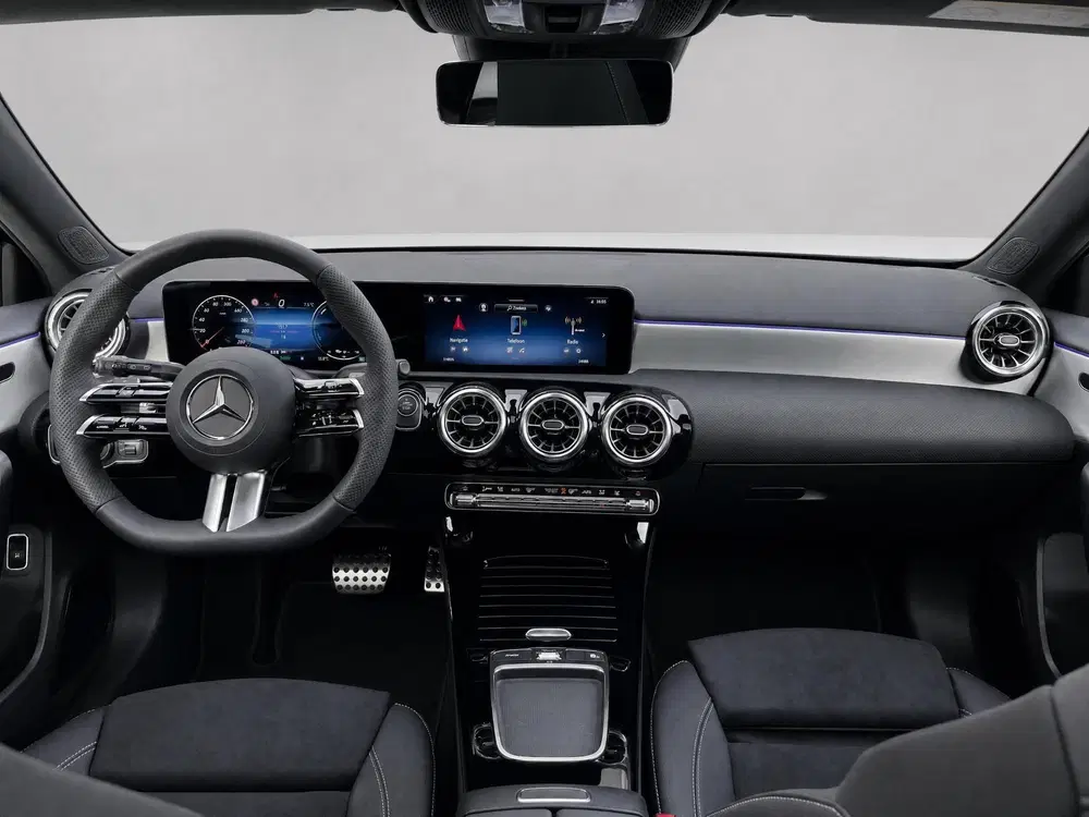 Mercedes-Benz A-Klasse 250 e Business Solution AMG uit 2026, foto 11