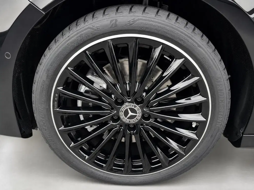 Mercedes-Benz A-Klasse 250 e Business Solution AMG uit 2026, foto 7
