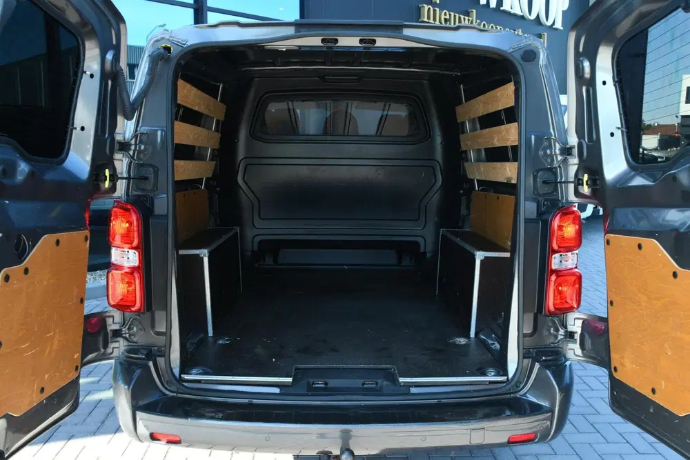 Fiat Scudo 2.0 MultiJet L3H1 DC Business Pro+ LEDER uit 2022, foto 10