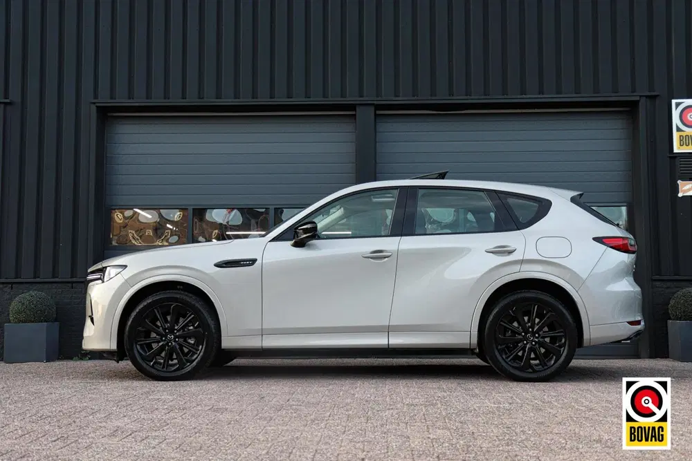 Mazda CX-60 2.5 e-SkyActiv PHEV Homura uit 2022, foto 2